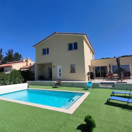빌라 Moderne Avec Piscine Chauffee Et 5