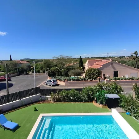 Moderne Avec Piscine Chauffee Et 5 빌라